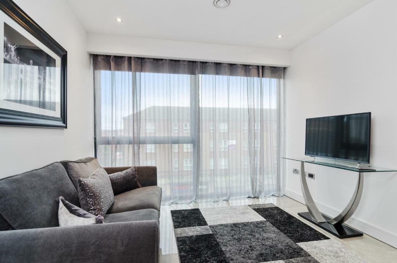 Halcyon Apartment